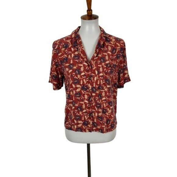 Urban Outfitters Red Floral Button Up Shirt XS Boho Summer Festival Retro Vibes - Picture 1 of 7
